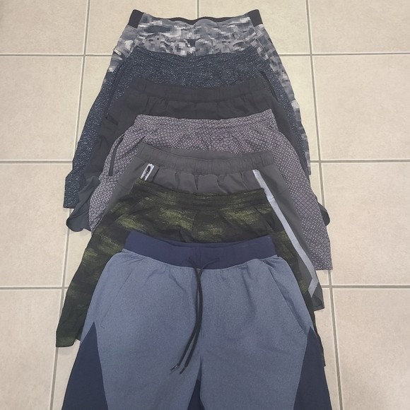 Lululemon - Picture 1 of 7